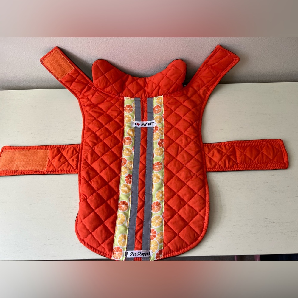Designer Quilted Jacket - Picture 3 of 7